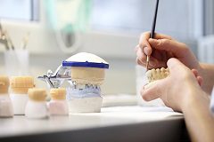 Learn More About a Dental Laboratory and What it Does